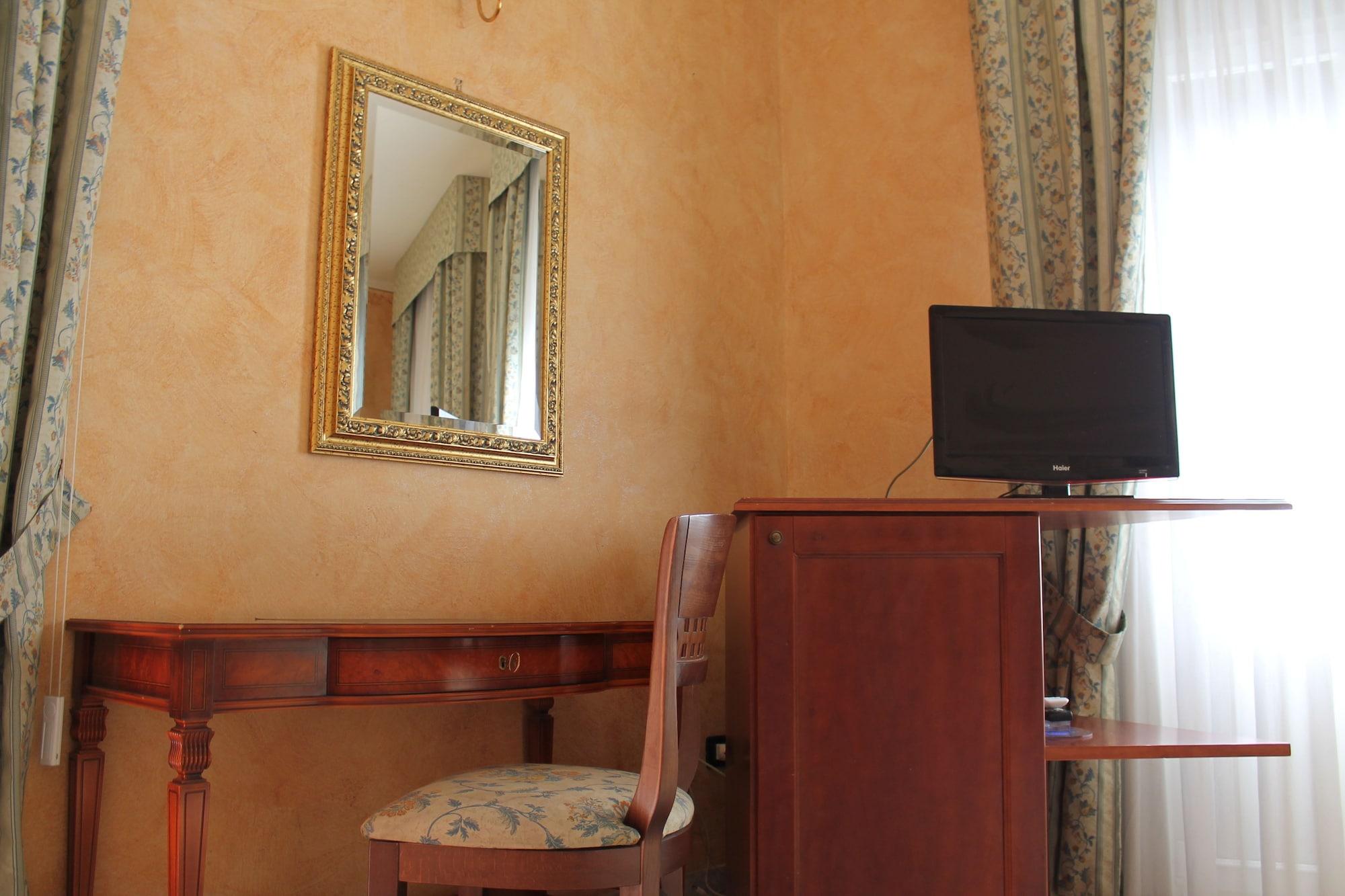 Hotel Lungomare ريجّو دي كالابريا المظهر الخارجي الصورة
