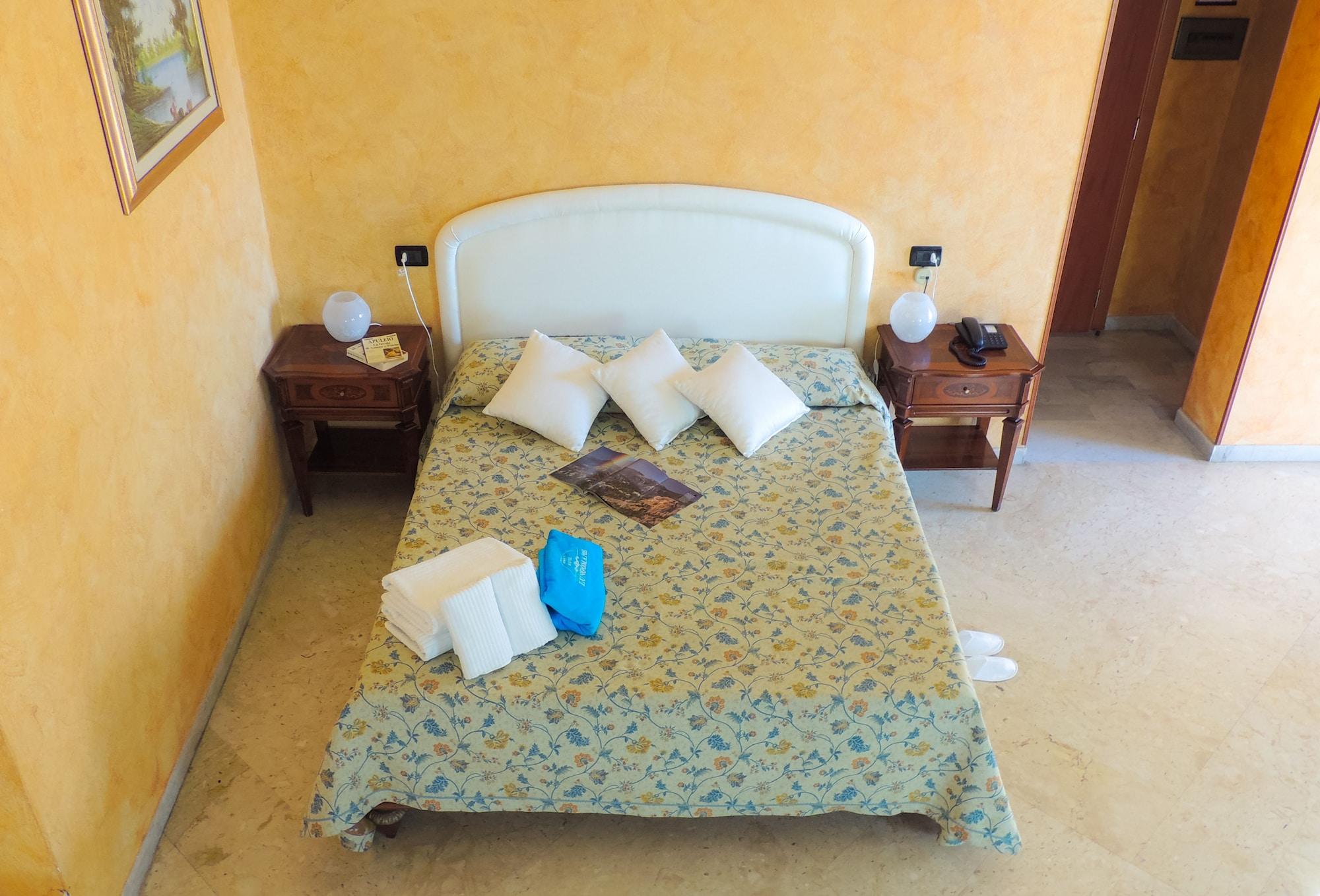 Hotel Lungomare ريجّو دي كالابريا المظهر الخارجي الصورة