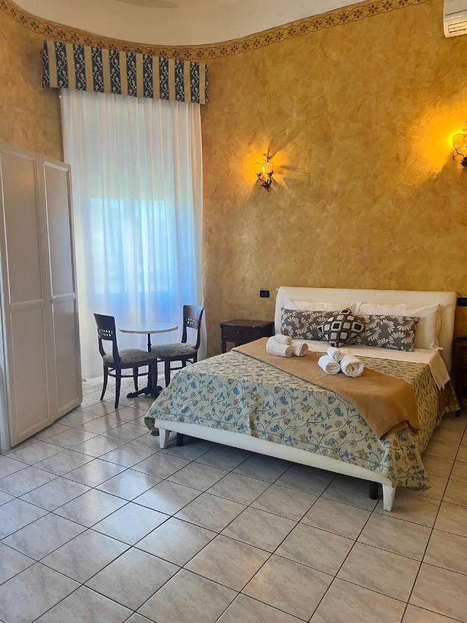 Hotel Lungomare ريجّو دي كالابريا المظهر الخارجي الصورة