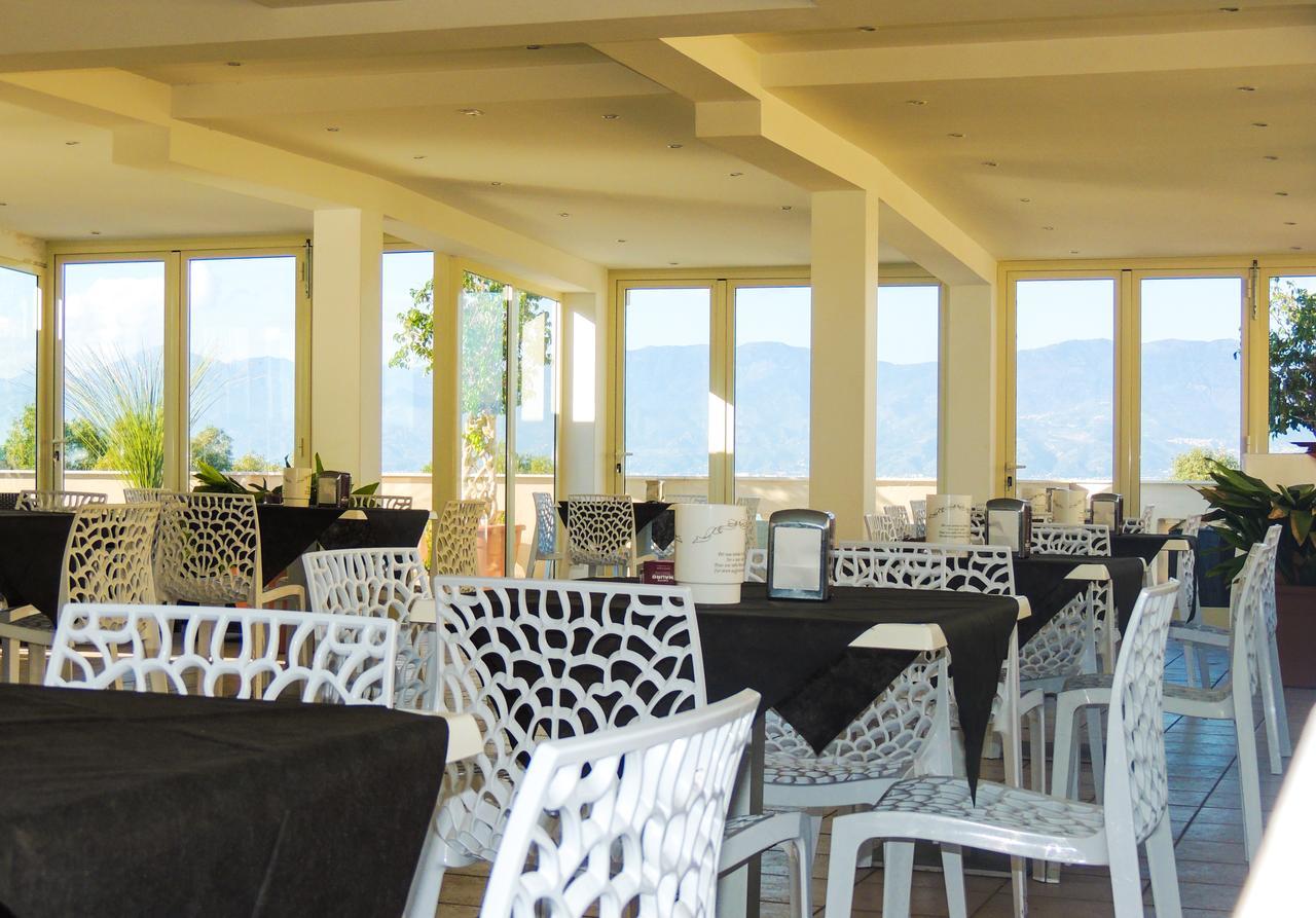 Hotel Lungomare ريجّو دي كالابريا المظهر الخارجي الصورة