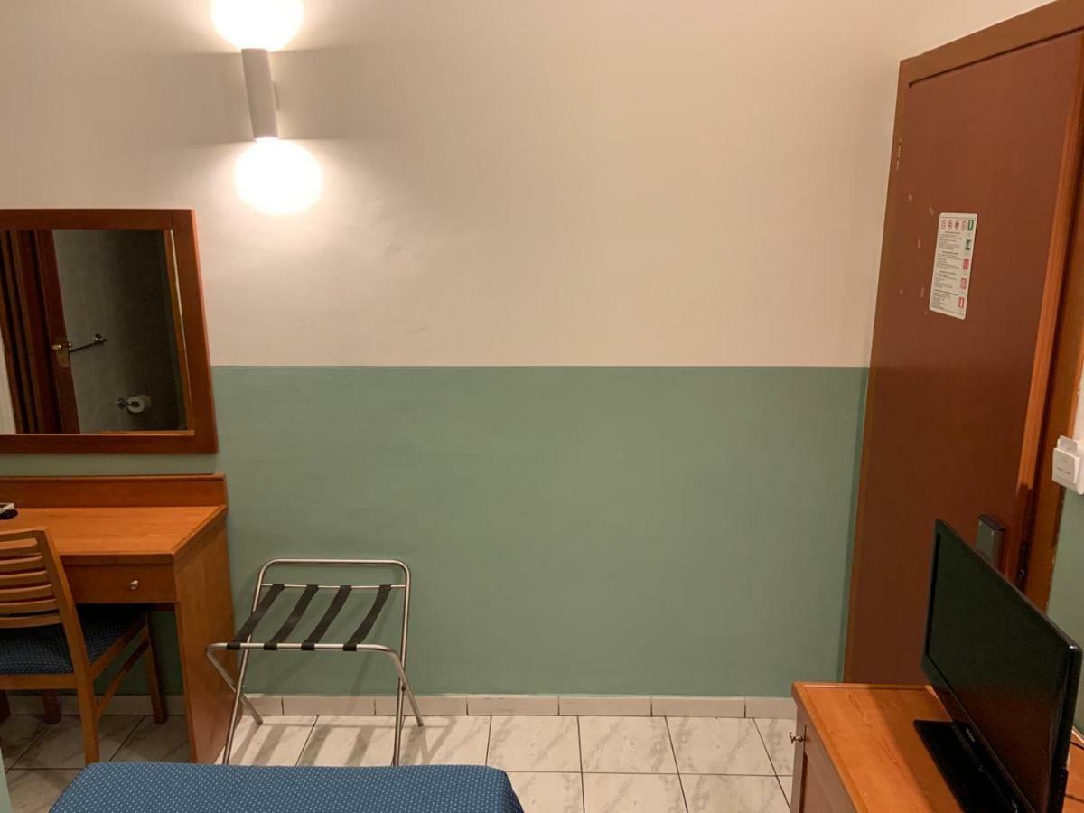 Hotel Lungomare ريجّو دي كالابريا المظهر الخارجي الصورة