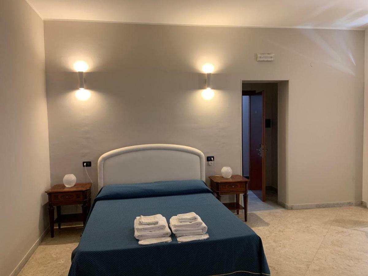 Hotel Lungomare ريجّو دي كالابريا المظهر الخارجي الصورة