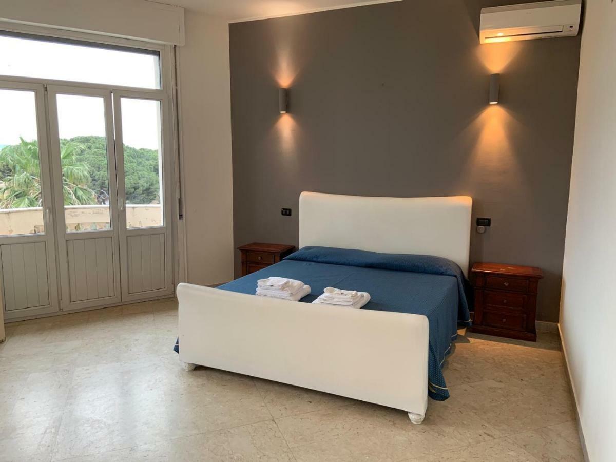 Hotel Lungomare ريجّو دي كالابريا المظهر الخارجي الصورة