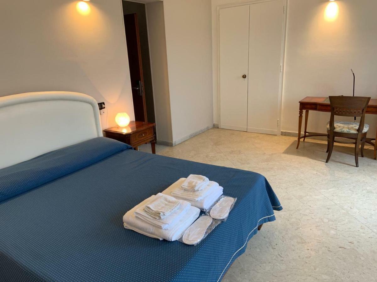 Hotel Lungomare ريجّو دي كالابريا المظهر الخارجي الصورة