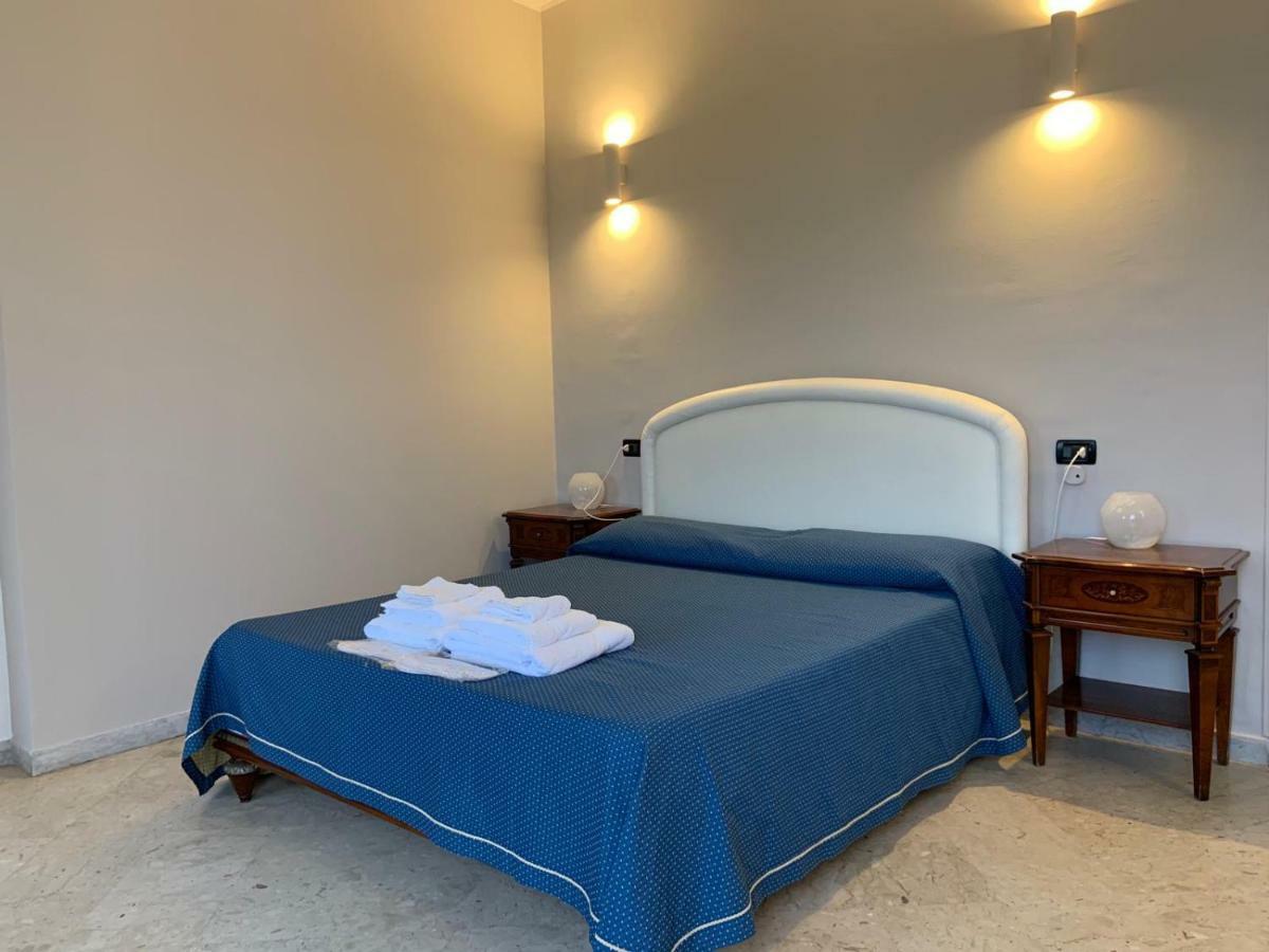 Hotel Lungomare ريجّو دي كالابريا المظهر الخارجي الصورة